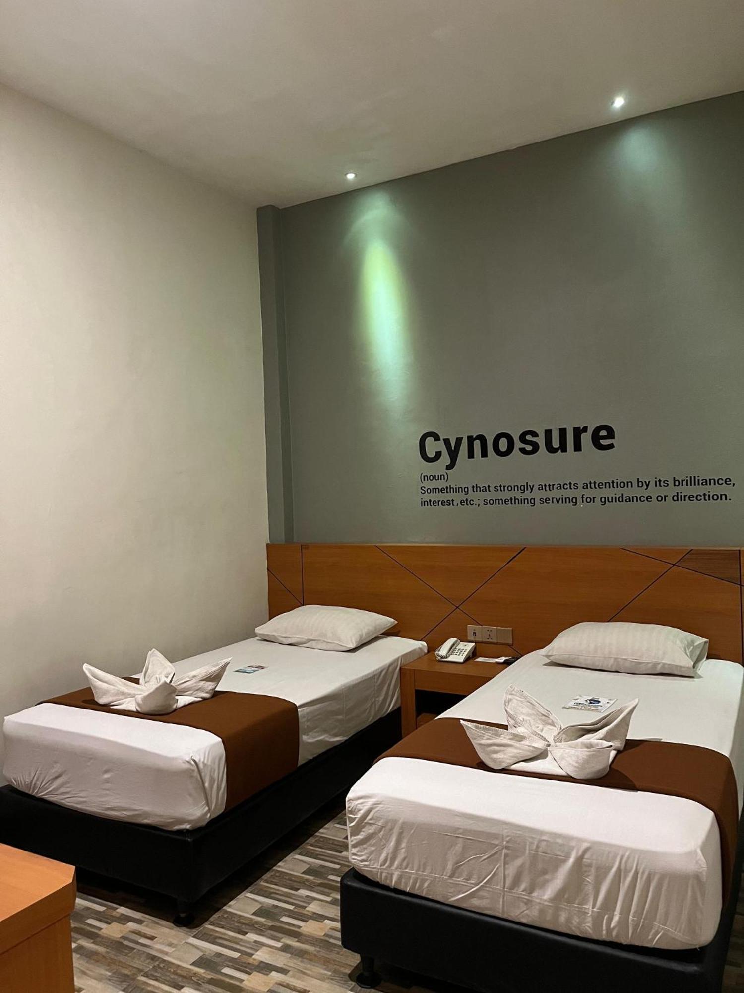 Bless Hotels Sintang Εξωτερικό φωτογραφία